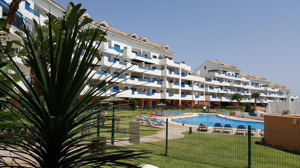 Duquesa Suite And Golf With A Spectacular Sea View Manilva Dış mekan fotoğraf