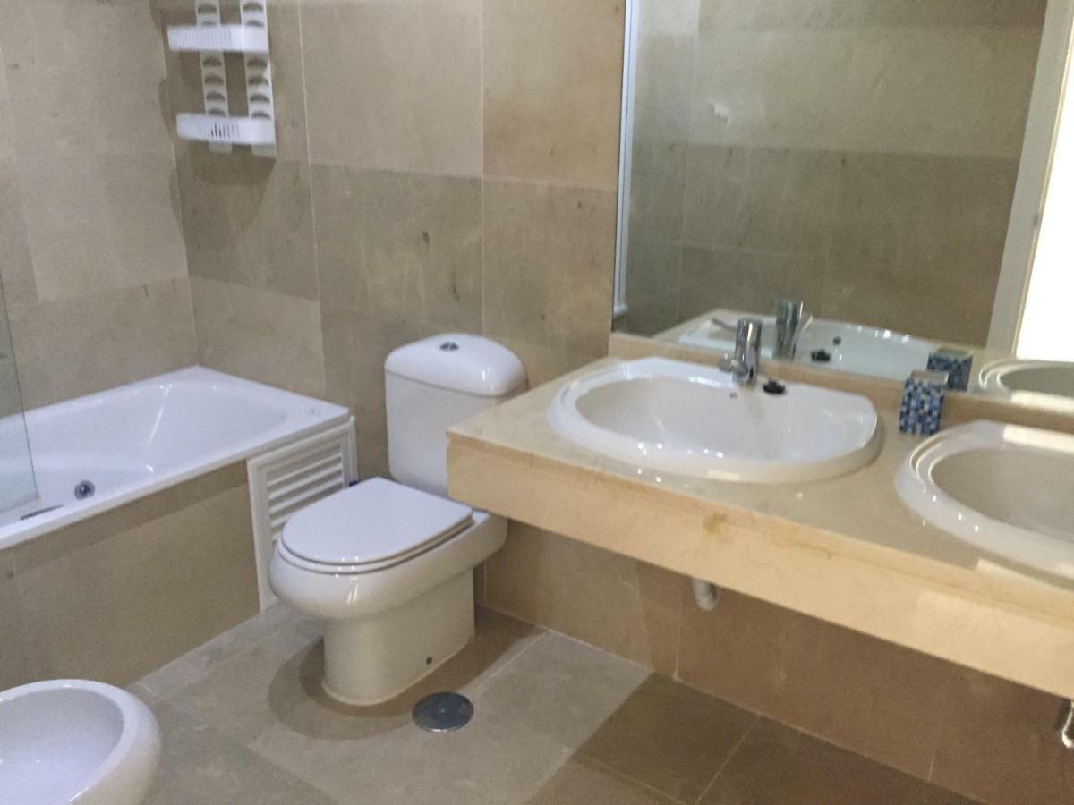 Duquesa Suite And Golf With A Spectacular Sea View Manilva Dış mekan fotoğraf