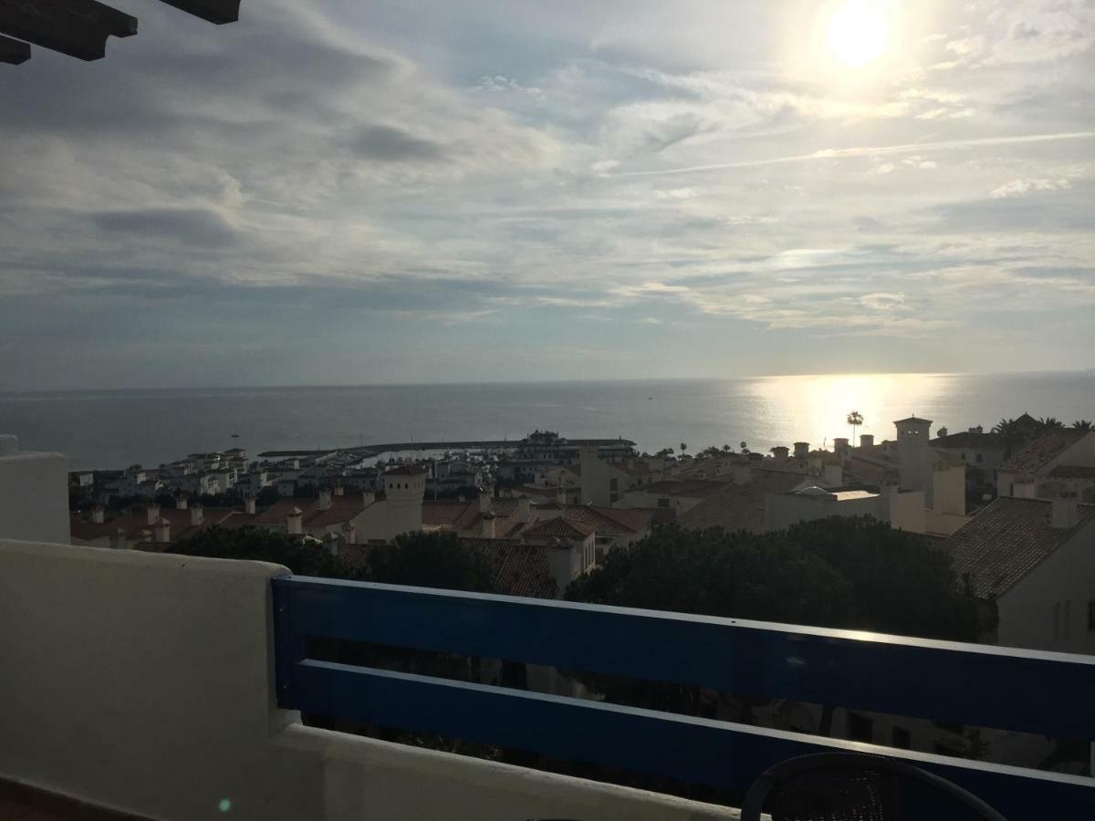 Duquesa Suite And Golf With A Spectacular Sea View Manilva Dış mekan fotoğraf